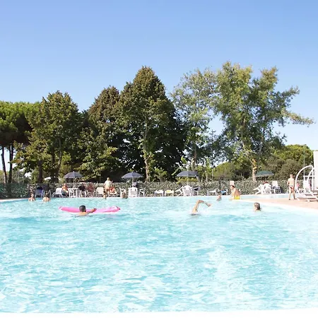 Holiday park Raffaello 3*