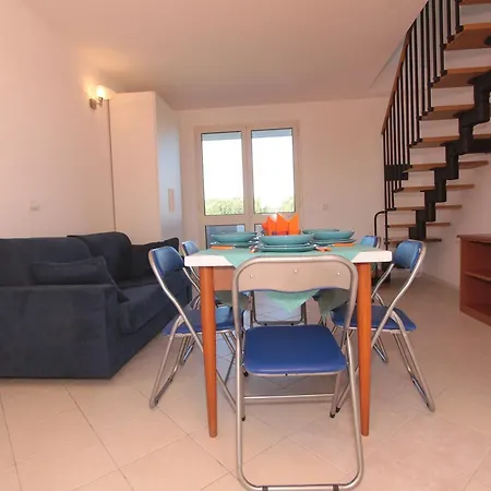 假日公园 Raffaello 科马基奥