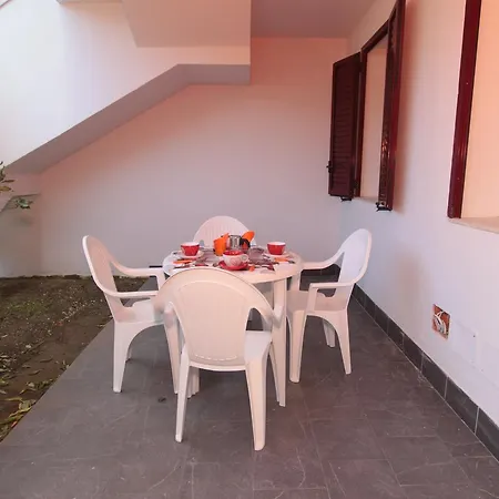 假日公园 Raffaello 科马基奥