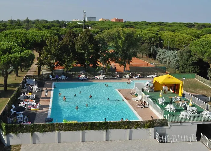 Raffaello 3* コマッキオ